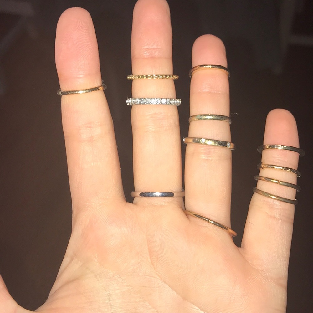 NWOT Ring bundle - Picture 4 of 4